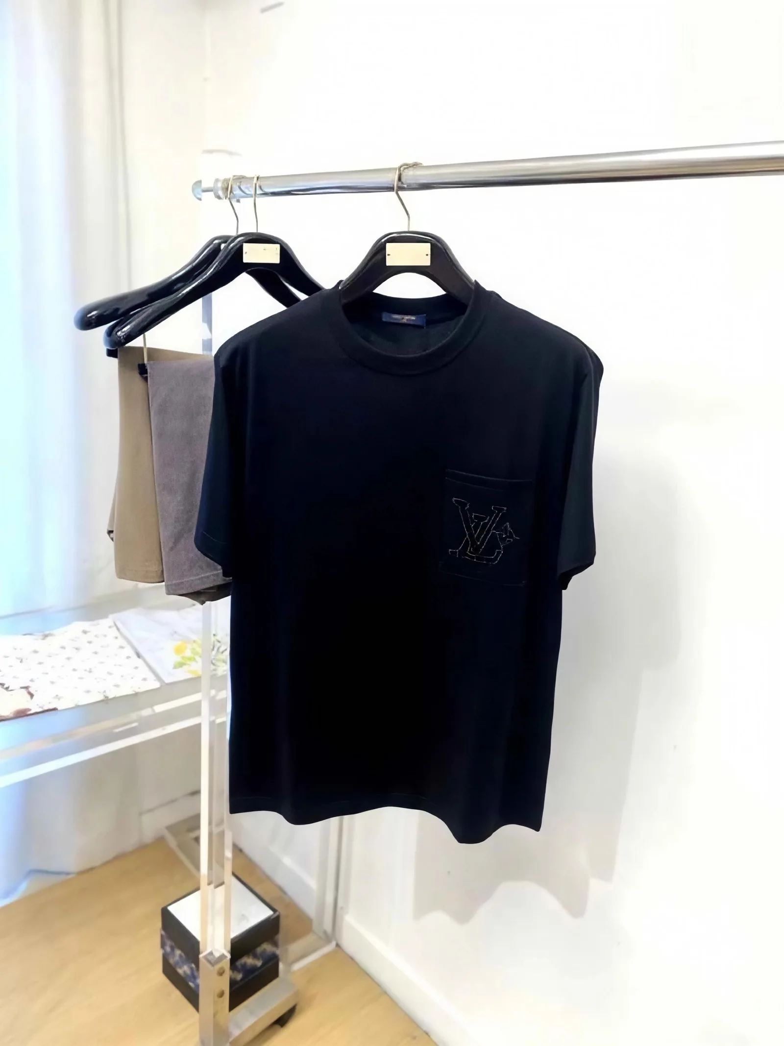 T-shirt Louis Vuitton a Maniche Corte