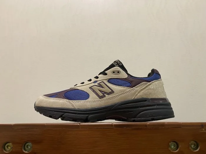 New Balance 993