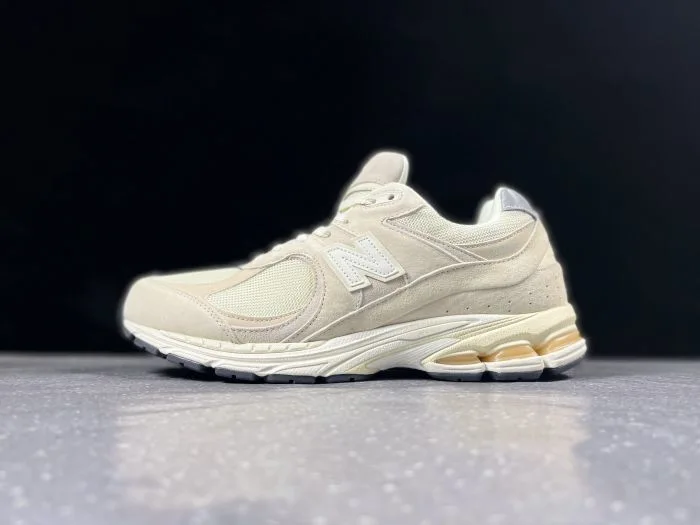 New Balance 2002