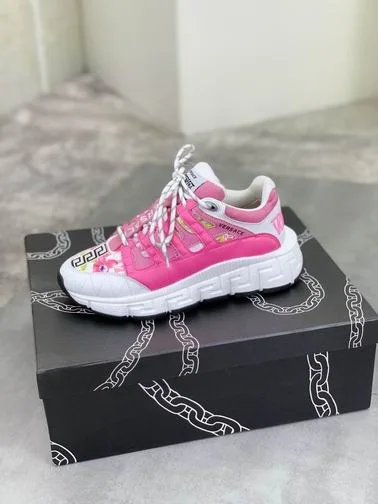 Versace Trigreca Rosa Orchid Sneakers