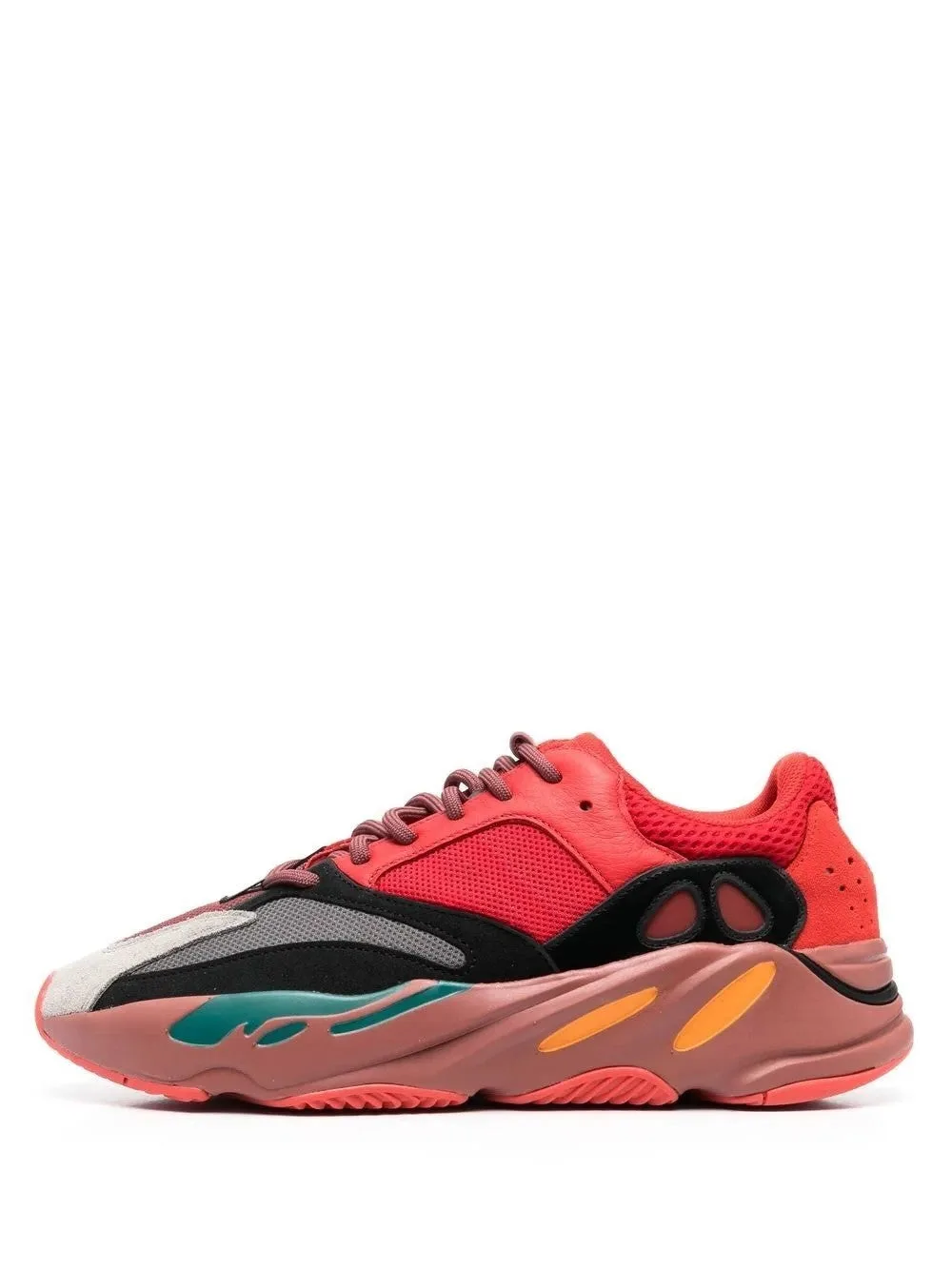 Adidas Yeezy Boost 700 Rouge Acceso