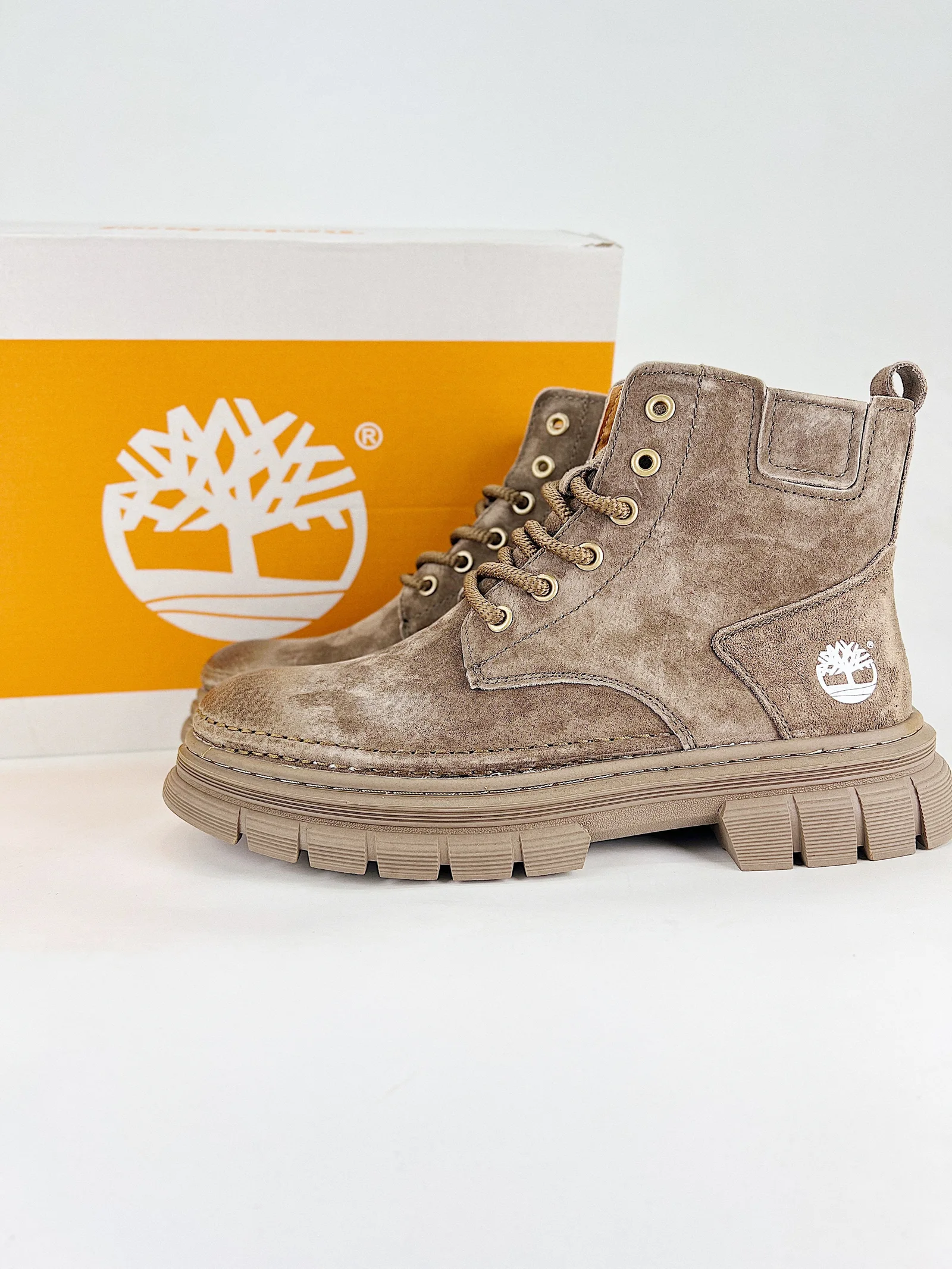 Timberland Distressed Chukka Stivali