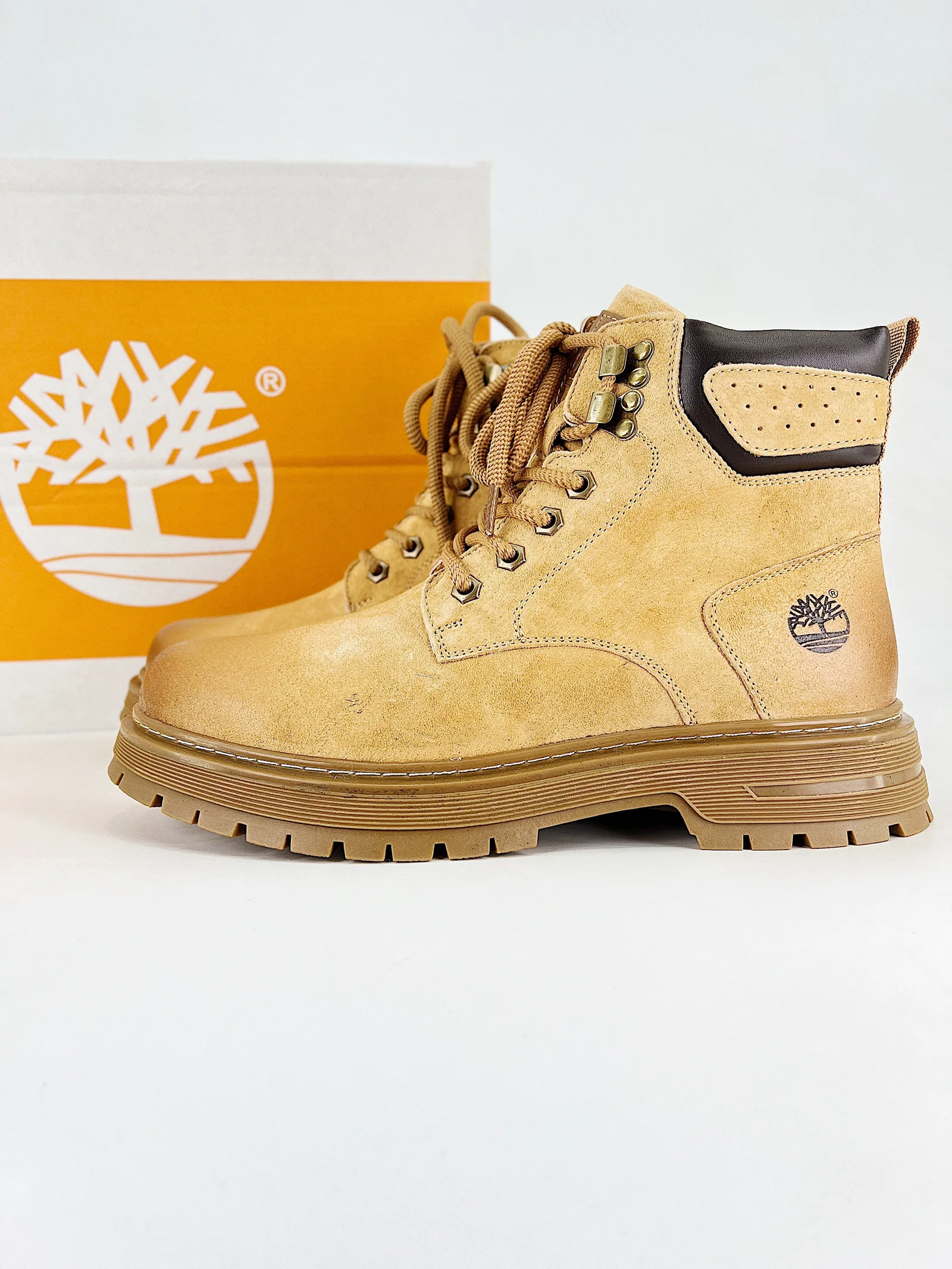 Timberland Camoscio Camel Stivali