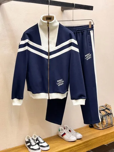 Tuta Louis Vuitton