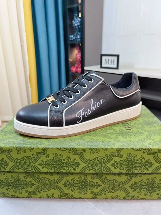 Gucci Black Cuir Sneakers
