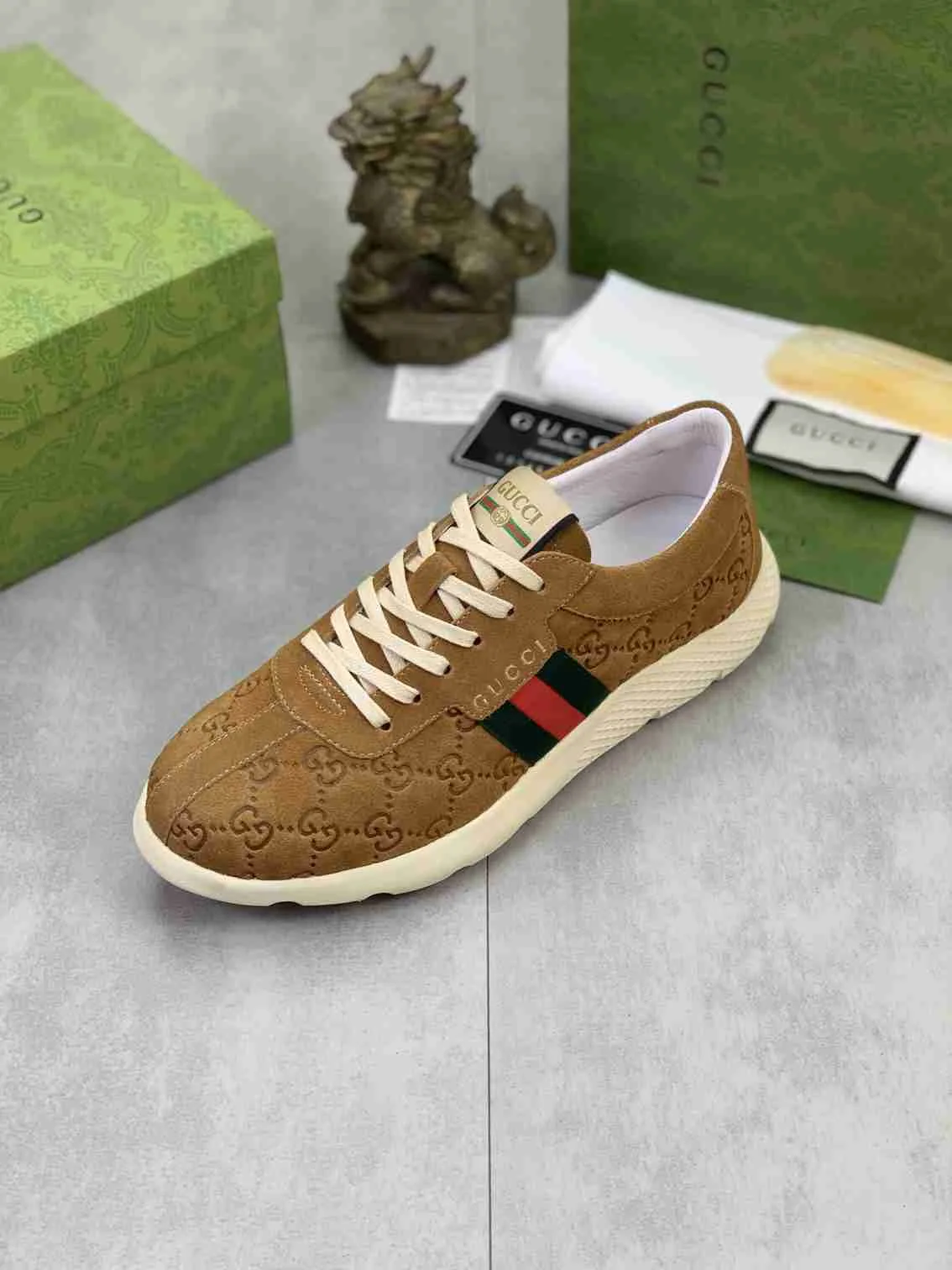 Gucci Ace Daim Sneakers