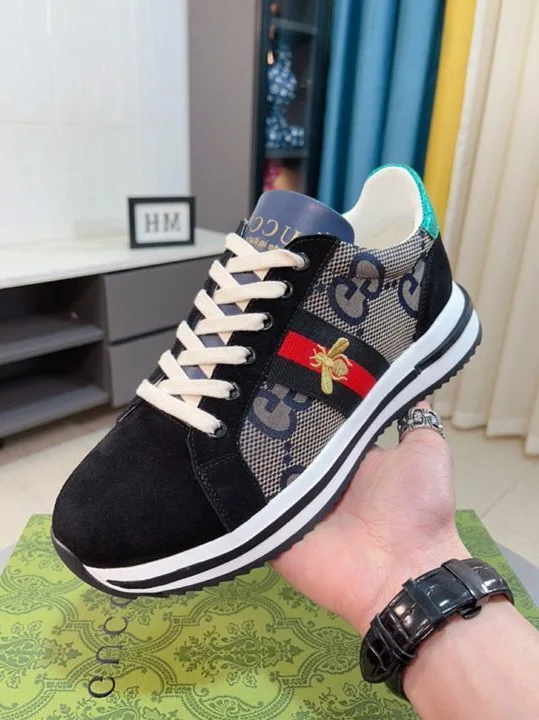Gucci GG Canvas Daim Sneakers