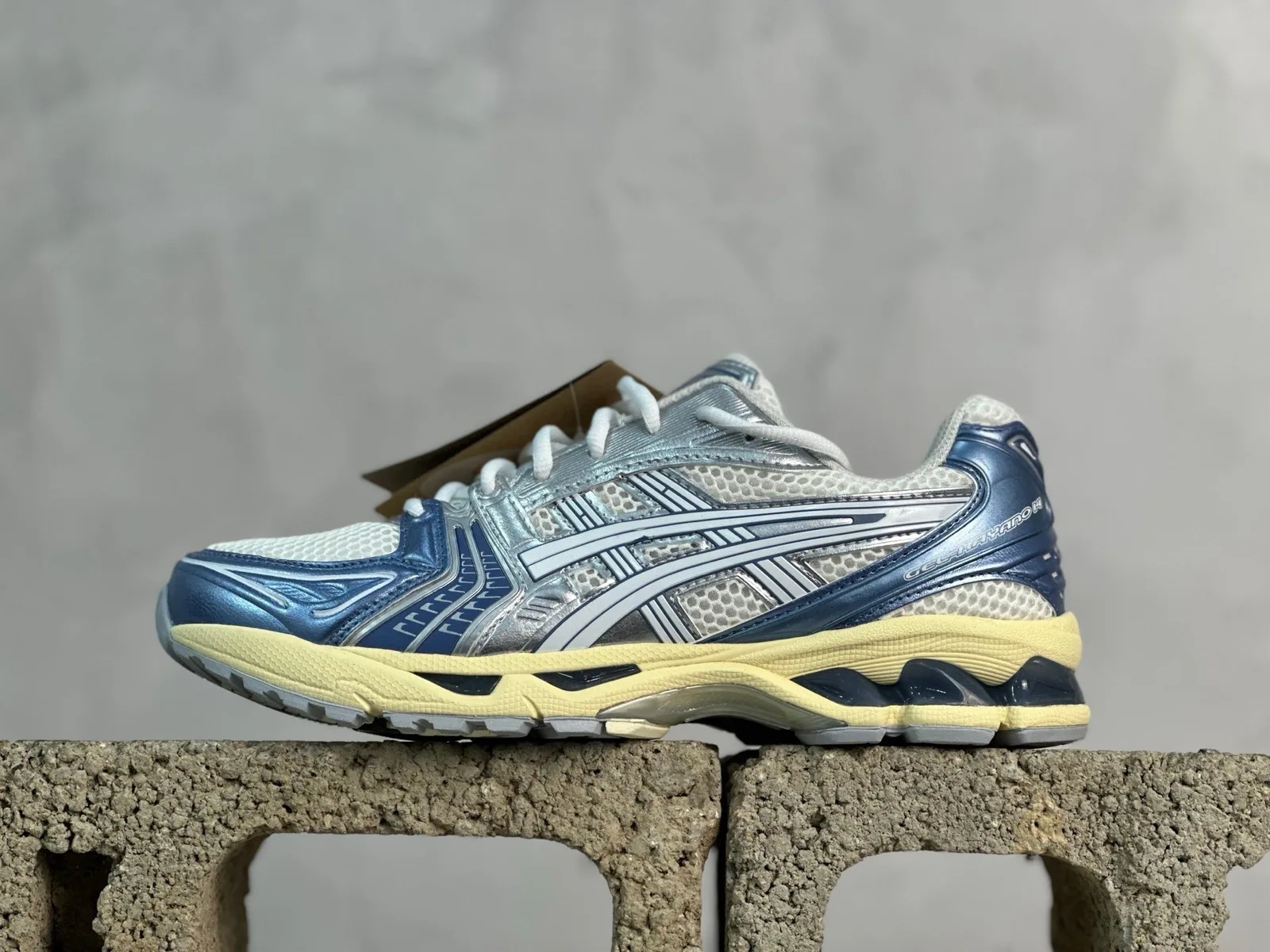 ASICS GEL-Kayano 14