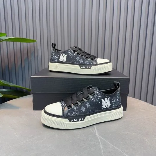Amiri Stars Court Basses Sneakers