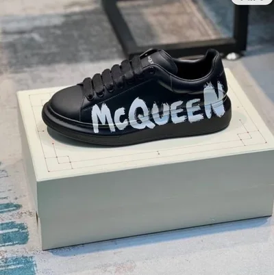 Alexander McQueen Oversize Sneakers